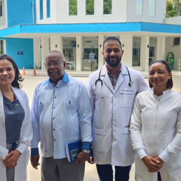Hospital Infantil Dr. José Manuel Rodríguez Jimenes recibe visita de cortesía del director de la Escuela de Medicina de la UASD