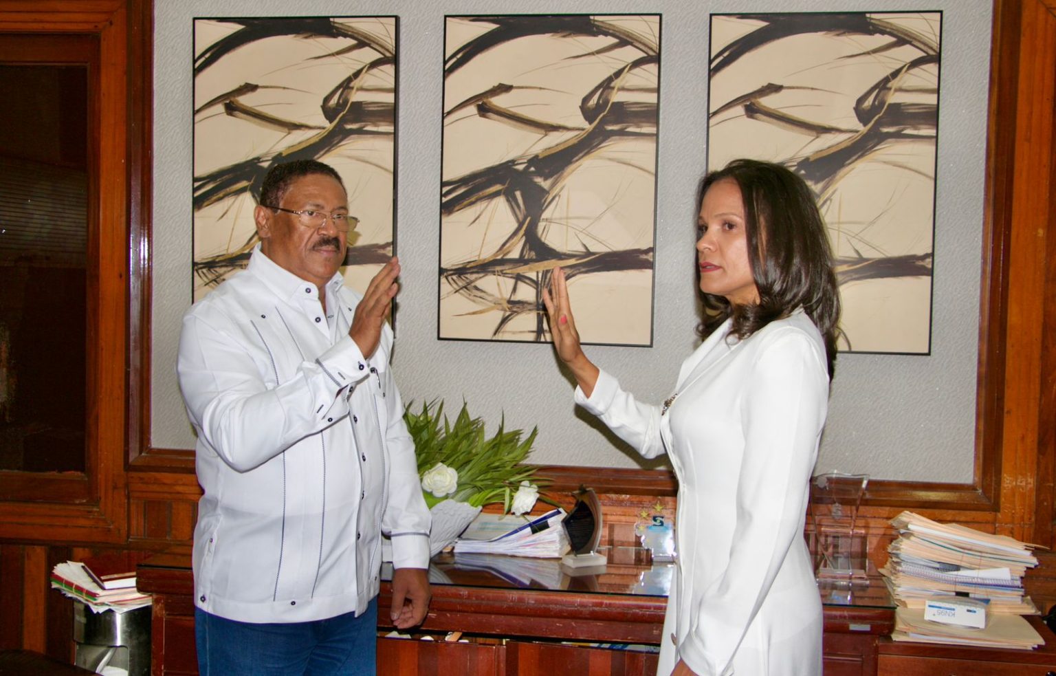 La doctora Yakaira García es juramentada como nueva directora en el Hospital Dr. José Manuel Rodríguez Jimenes 