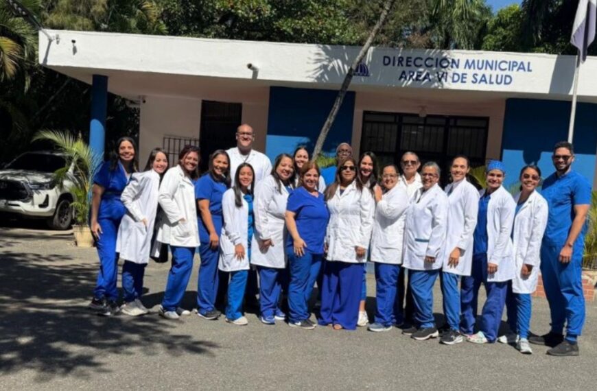 Hospital Infantil Dr. José Manuel Rodríguez Jimenes realiza capacitación en odontopediatría para su personal