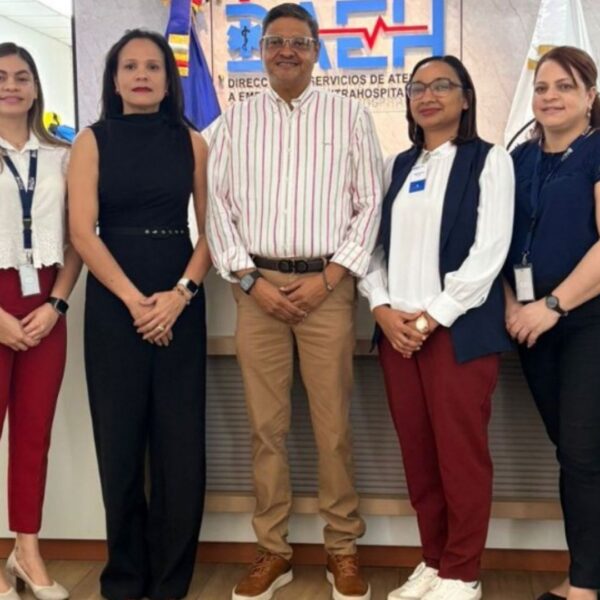 Hospital Infantil Dr. José Manuel Rodríguez Jimenes y DAEH coordinan rotación de residentes médicos para fortalecer formación en emergencias