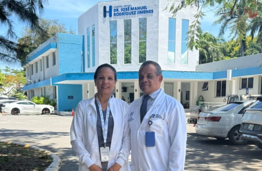 Directora del Hospital Infantil recibe visita de cortesía del director del Hospital Dr. Marcelino Vélez Santana