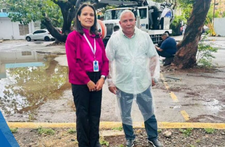 Hospital Infantil realiza labores de drenaje tras acumulación de agua provocada por la vaguada